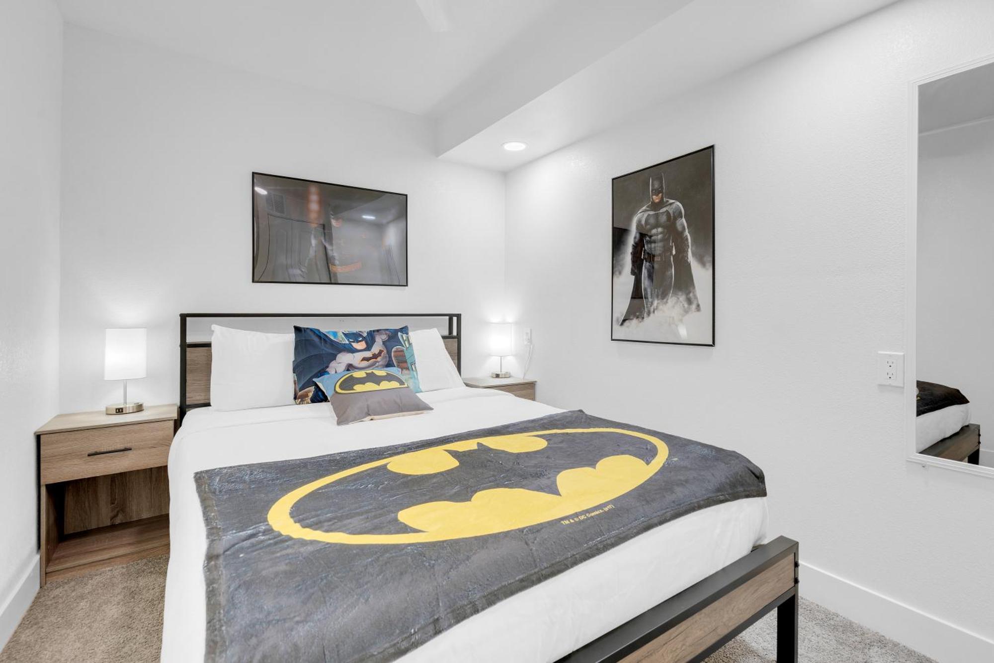 Villa 8br 5ba Superhero Retreat-king Beds, Bbq, Hammock, Firepit, Minigolf, Workspace *